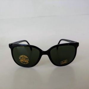 (NWT) Vintage 90's Kids 1000 Nylon Sport Sunglasses (S.Black)